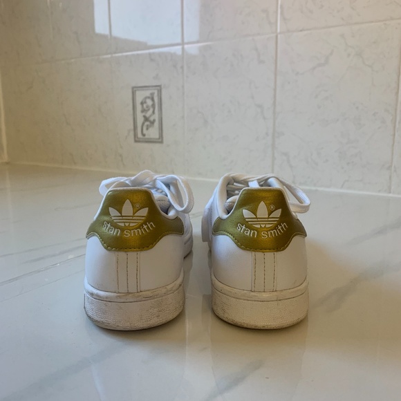 Gold Stan Smith Shoes - Picture 2 of 4